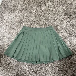 Lululemon Tennis Skirt Sage (4)